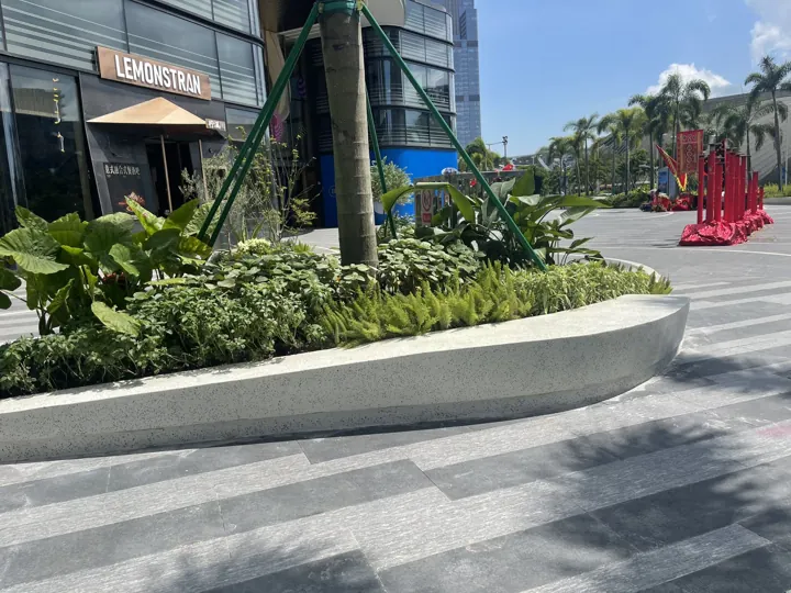 珠海光合汇 · 户外弧形种植池 · 珠海 · 光合汇